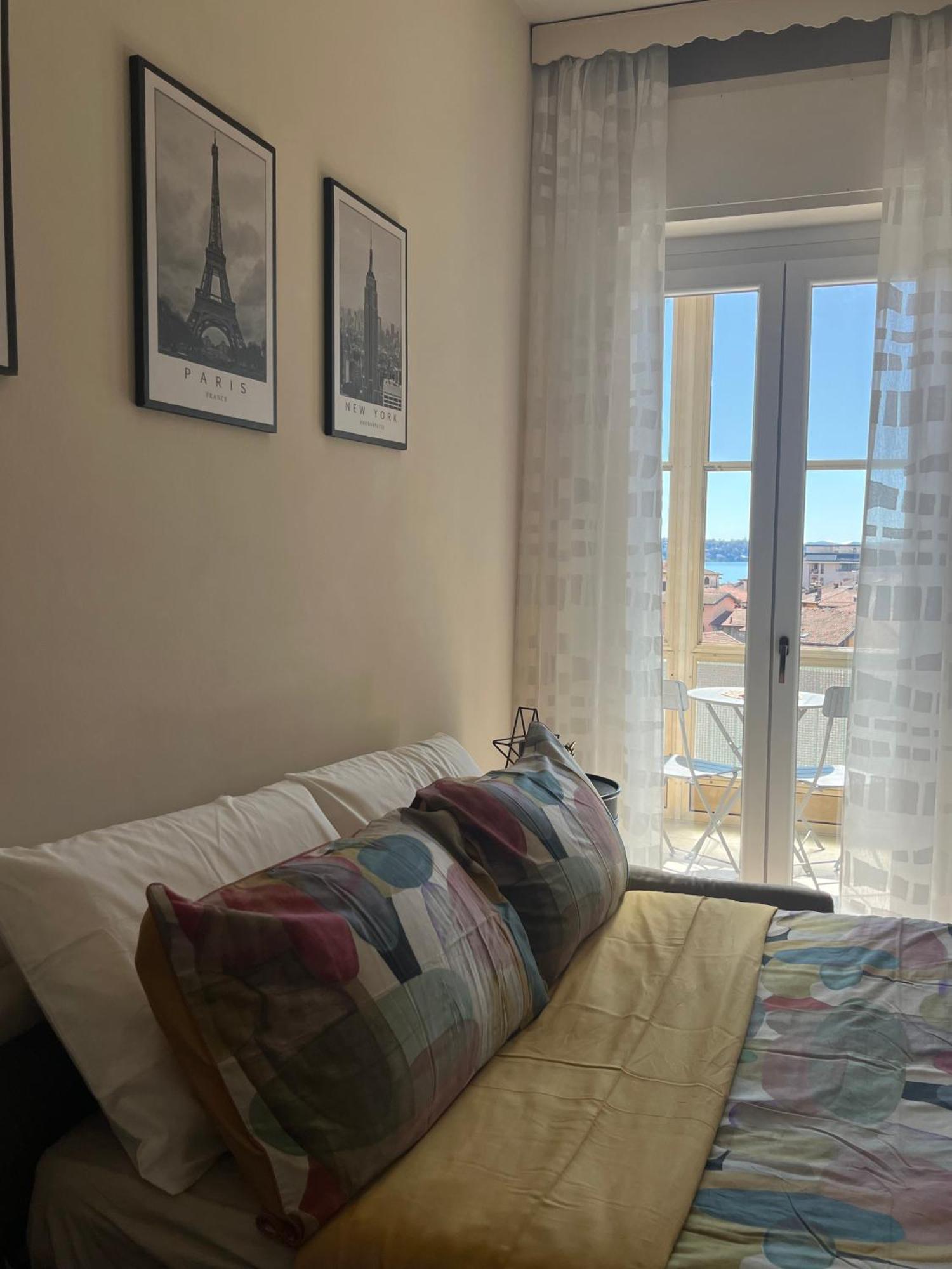 Vittore 11 Square Verbania Exterior photo